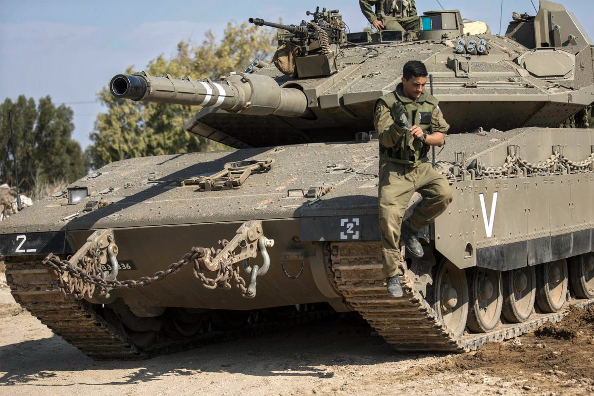 Israeli soldiers have been killing Palestinian civilians in Gaza by running them over with tanks and armoured vehicles, a report by the Euro-Med Human Rights monitor states.

According to the report released on Monday, one of those killed was a Palestinian man in Gaza City's