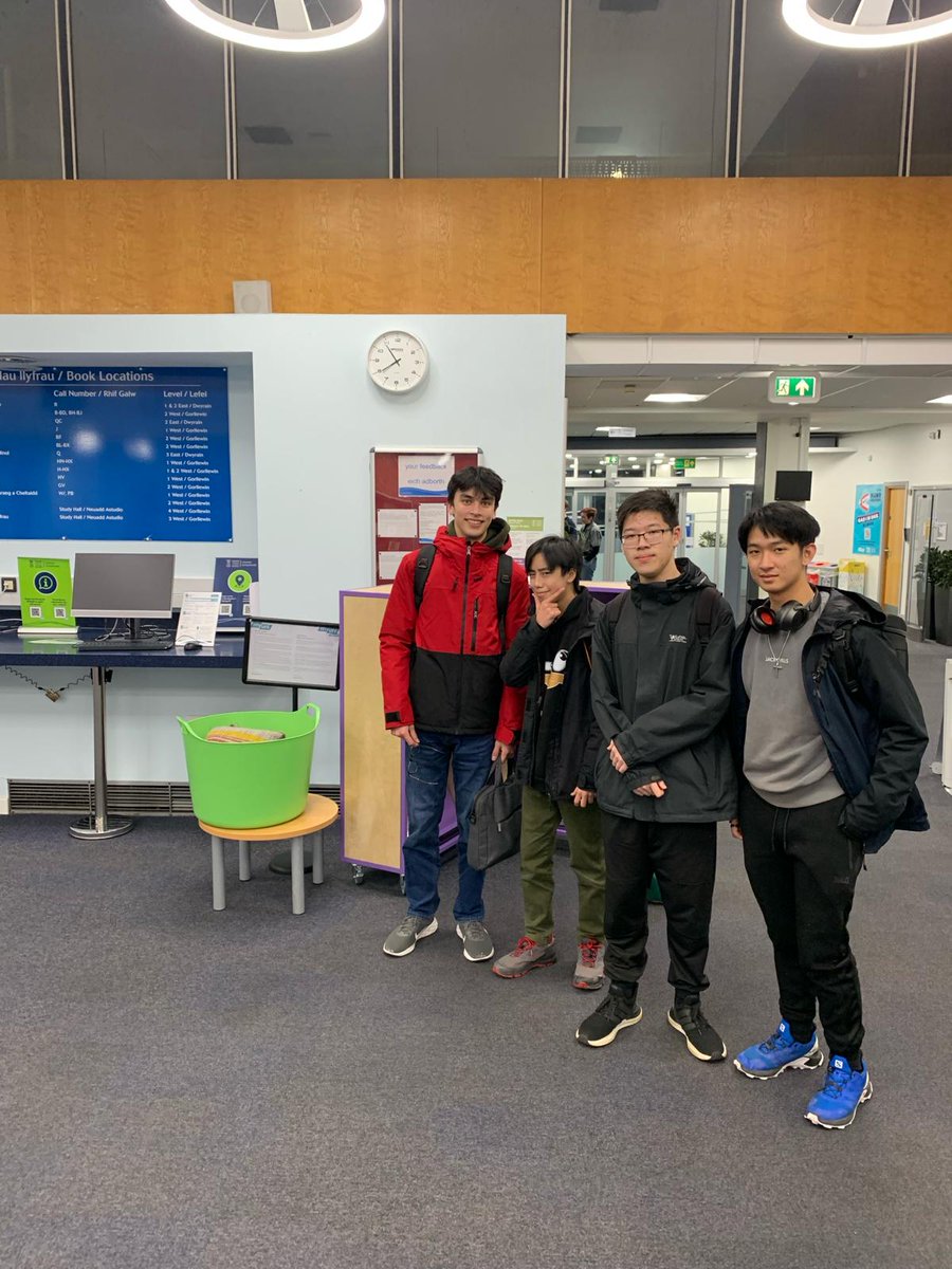 9 of our Y12 pupils @Olchfaschool embraced the @m3challenge last weekend. Really impressed with the teams and the positive enthusiastic approach to a very interesting 14-hour challenge! Well done! Thanks to @SwanseaUni for welcoming them and allowing them to use your facilities.