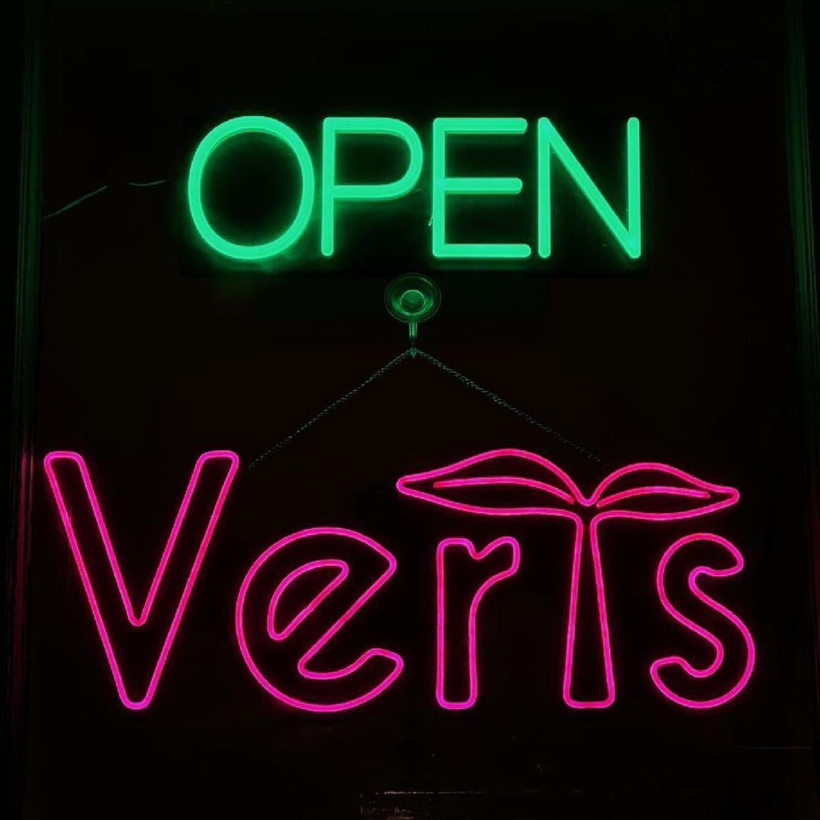 vertsmi's tweet photo. Be sure to swing by and say HIGH 👋🏼 https://t.co/B4JVvQWa0E