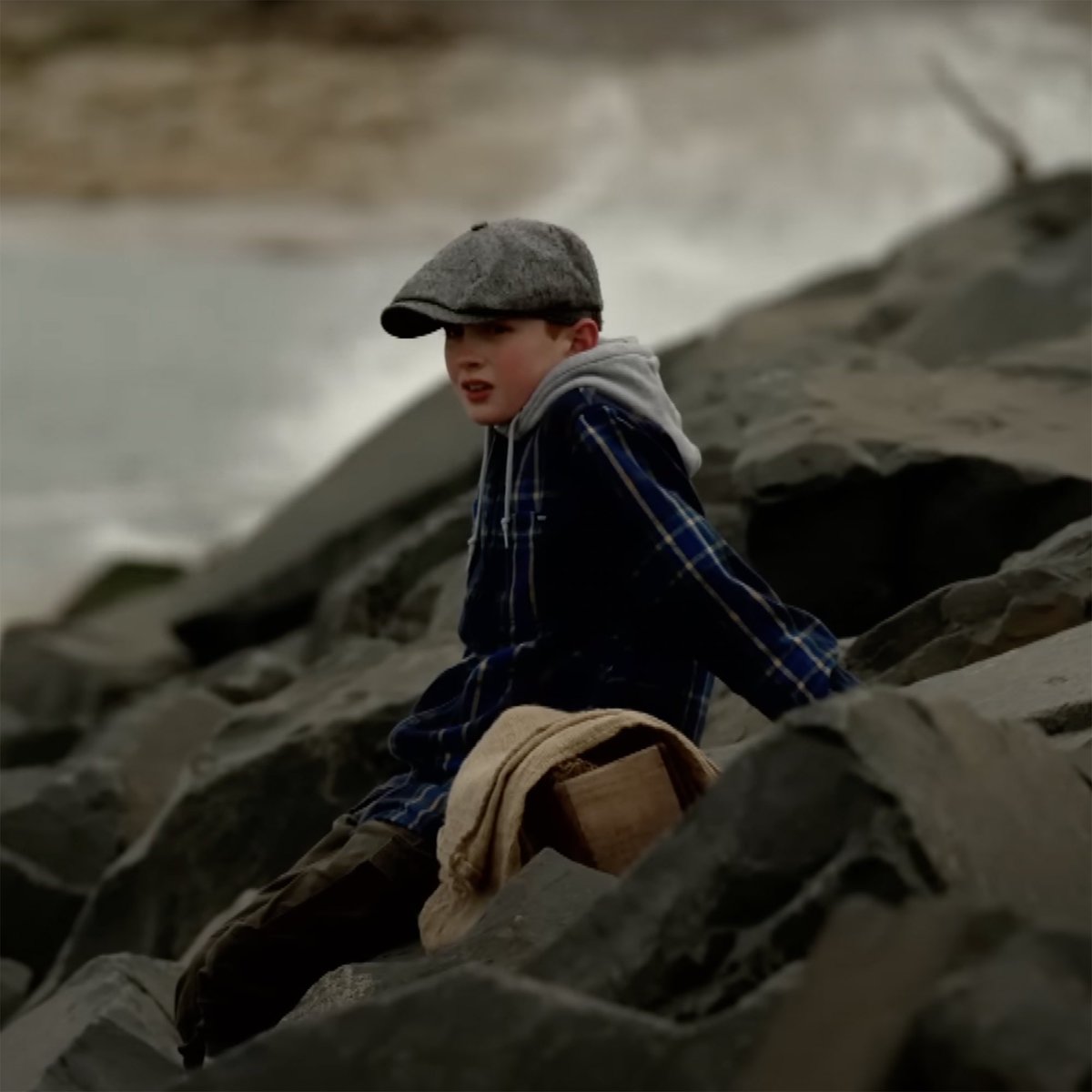 officiallibera's tweet photo. Our video for The Lighthouse has been nominated for Best Music Video in the 2024 @FabChart, and we'd love it if you could take a moment to vote for it 🗳 https://t.co/HzMdVAv2KM https://t.co/VHa26giC9f