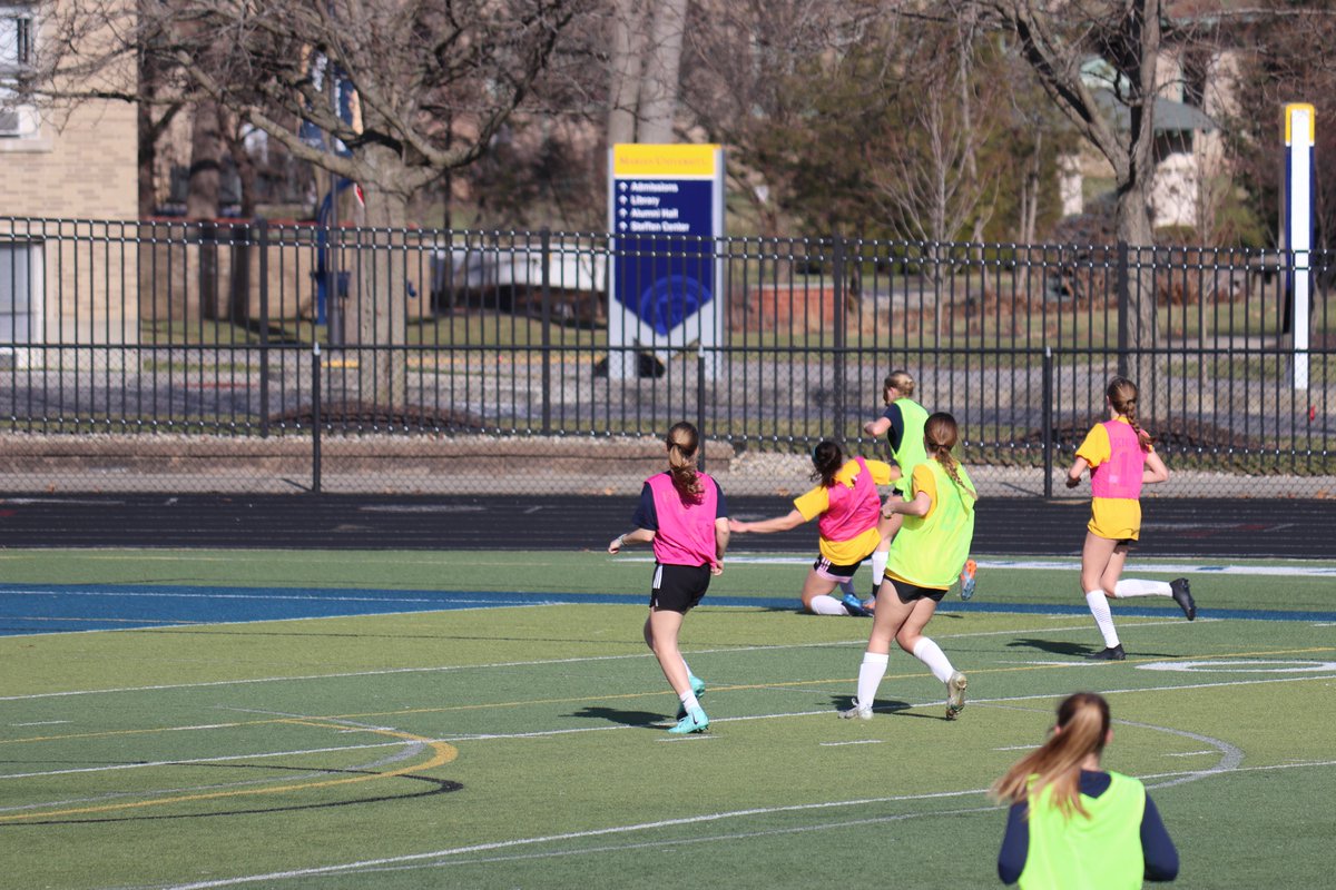 Catherine Hoff tweet media