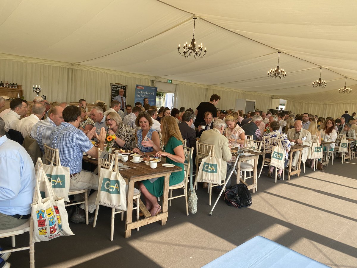 Start your Royal @3countiesshows the right way with the CLA Big Breakfast, hearing from a guest speaker. Book your place now: members.cla.org.uk/MY-CLA/Events/…