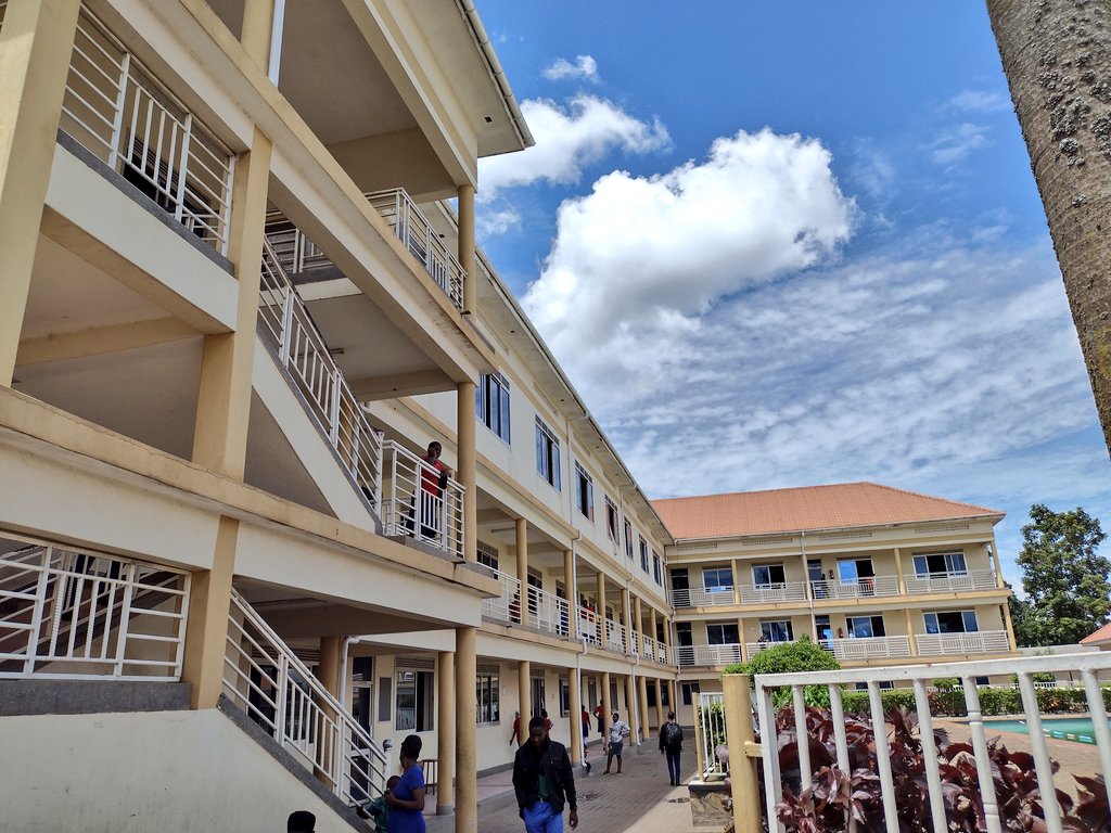 high_seeta's tweet photo. What a beautiful scenery at the Green campus https://t.co/VLUX9X9DJ6