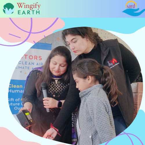 WingifyFoundtn's tweet photo. SARD & Wingify Foundation, with experts Dr. Carmil Uppal and Dr. Megha Wazir, address air pollution's dangers at Municipal Corp. School. Educate, sensitize, brighten tomorrow!ππ
#wingifyearth #pollution #MakingADifference #greenfuture #future https://t.co/7NJGT2V9Po