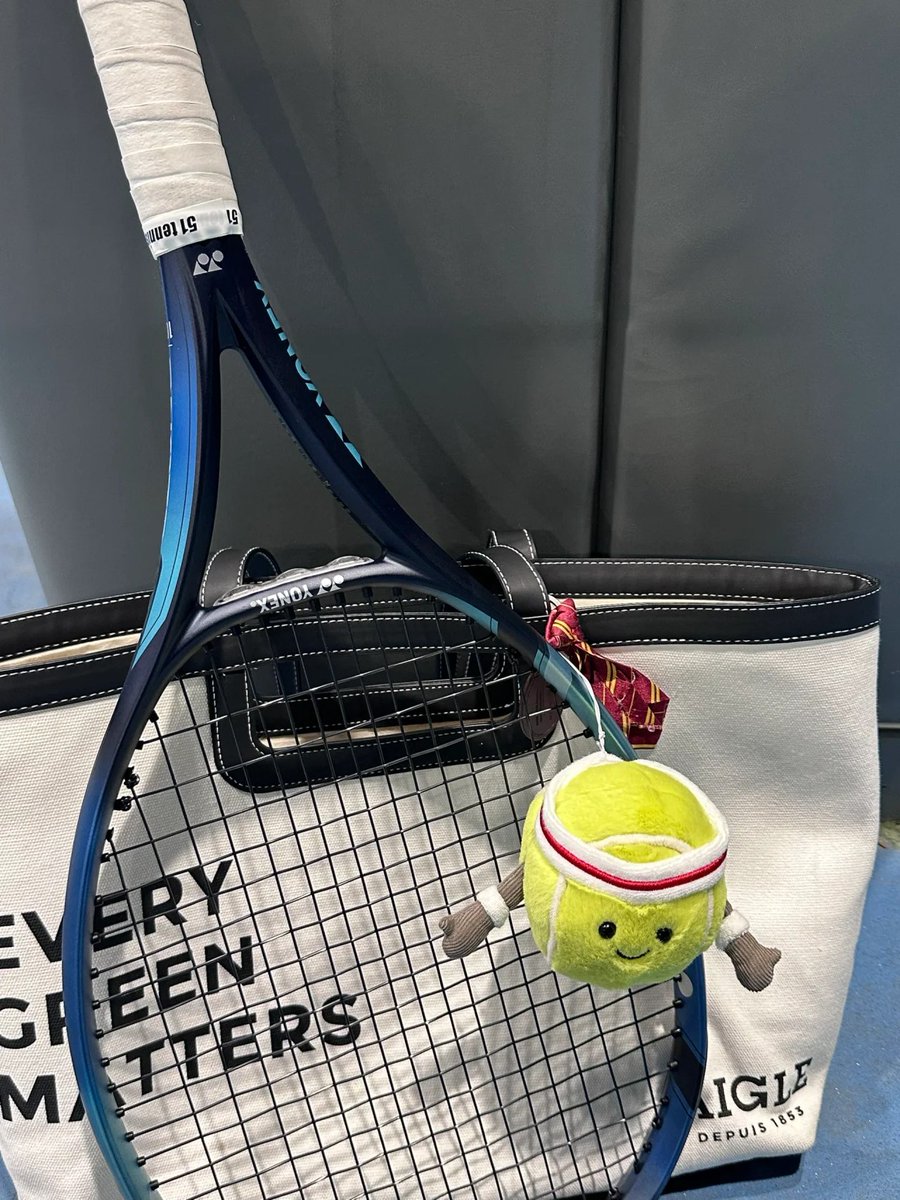 JimCapitals's tweet photo. I thought it would be easy to give up on tennis because I was so tired, but the more I played, the more addicted I became. Tennis is really a great way to relax when I'm feeling really down.🎾 https://t.co/PgATQ1caEL