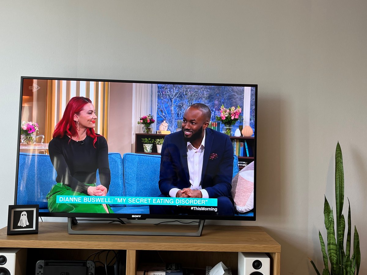 Fantastic to see @drchuks_ and Dianne Buswell speaking about #EatingDisordersDontDiscriminate on today's @thismorning. Learn more and get your copy: hachette.co.uk/titles/dr-chuk…