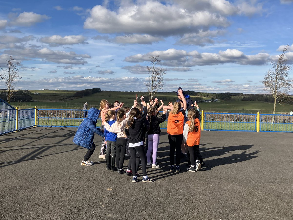 Ainsley Martin tweet media