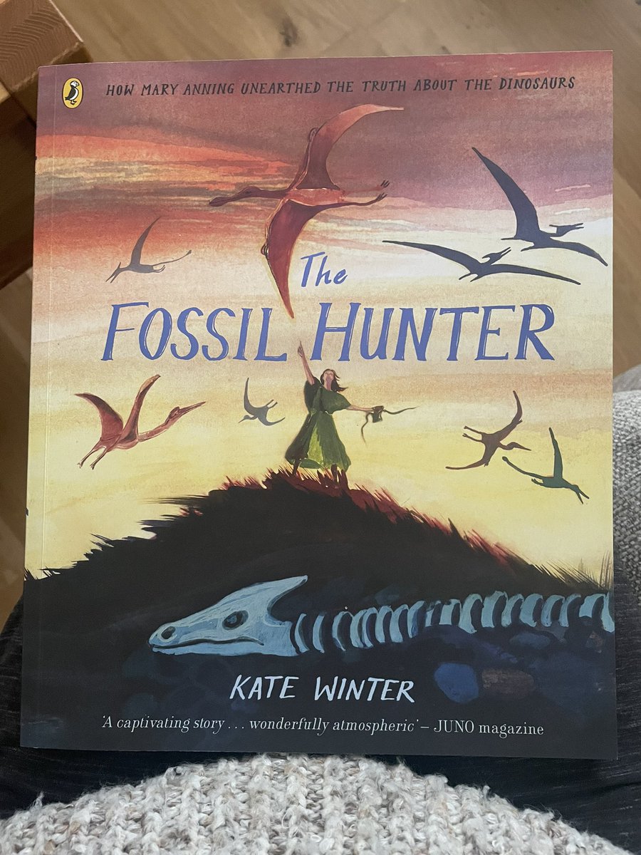 Our English specialist, Amy, is trying hard to curb her book buying but she couldn’t resist adding this one to her collection… The Fossil Hunter by <a href="/KaKatewinter/">Kate_winter</a> is simply stunning.