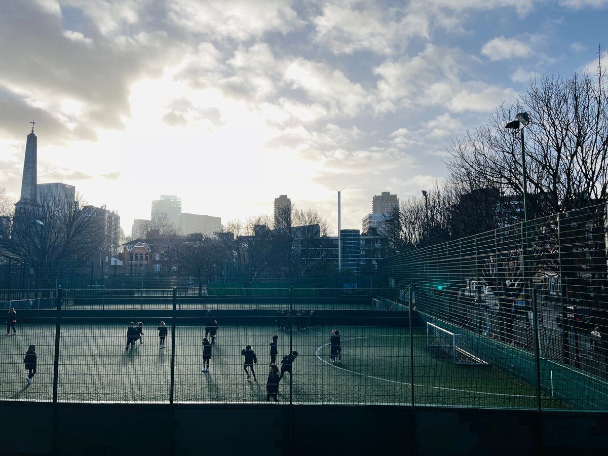 "This space is vital to the well-being of the young people in an area with very few green spaces and increasing youth violence. Young people need access to safe spaces to exercise and play" Luisa H.
Sign now: buff.ly/48OzqRD
#ec1voiceswillbeheard #myec1voice #ActNow