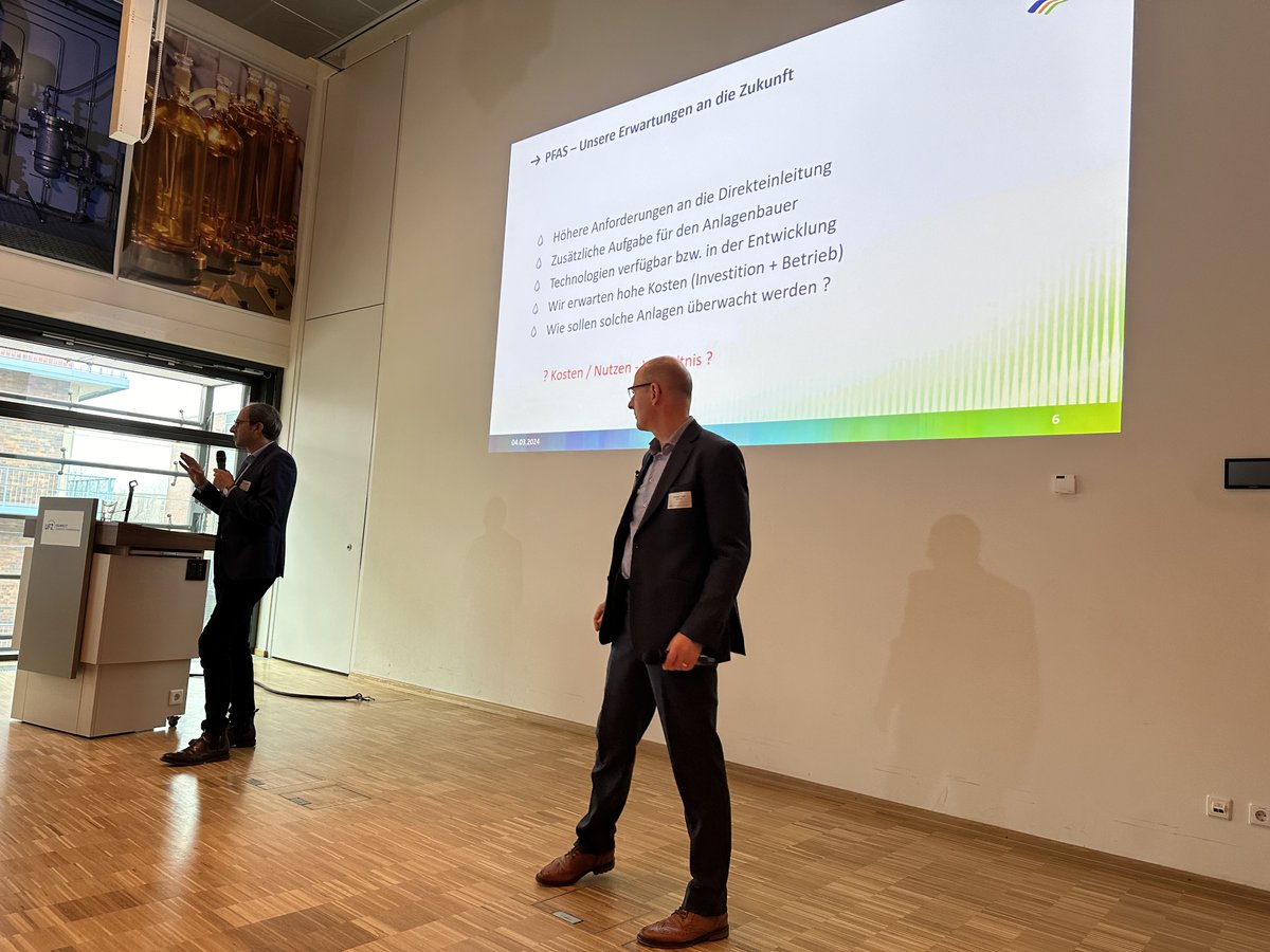 DECHEMA Water Management (@dechema_water) on Twitter photo Großer Gesprächsbedarf gestern beim UFZ-DECHEMA #PFAS-Innovationsforum 2024 in Leipzig. Wir haben das Event mitgestaltet und die Breakout Session zum Thema „Emissionsvermeidung – Prozesse und Technologien bei Betrieben etablieren“ geleitet. Danke für die interessanten Gespräche! Großer Gesprächsbedarf gestern beim UFZ-DECHEMA #PFAS-Innovationsforum 2024 in Leipzig. Wir haben das Event mitgestaltet und die Breakout Session zum Thema „Emissionsvermeidung – Prozesse und Technologien bei Betrieben etablieren“ geleitet. Danke für die interessanten Gespräche!