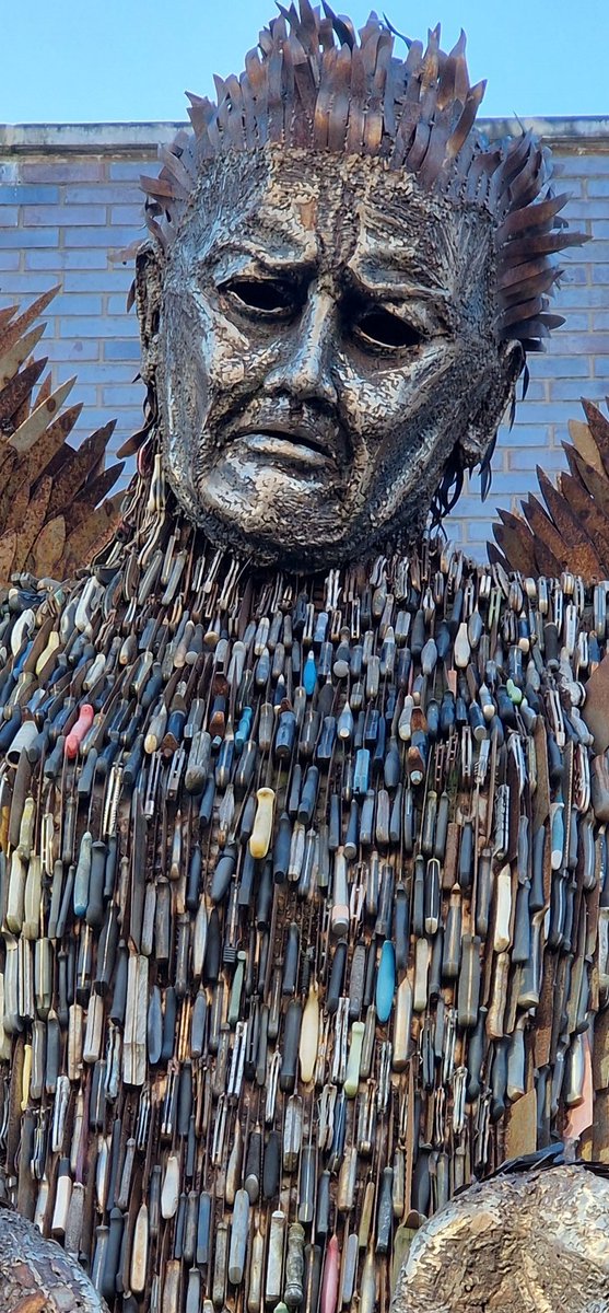 Knife Angel in Bury this week... I was not prepared for the size, for the look on the angels face or the shape of the hands. What a moving and emotional piece of wonderfulness. @AlfieBradleyart #knifeangel