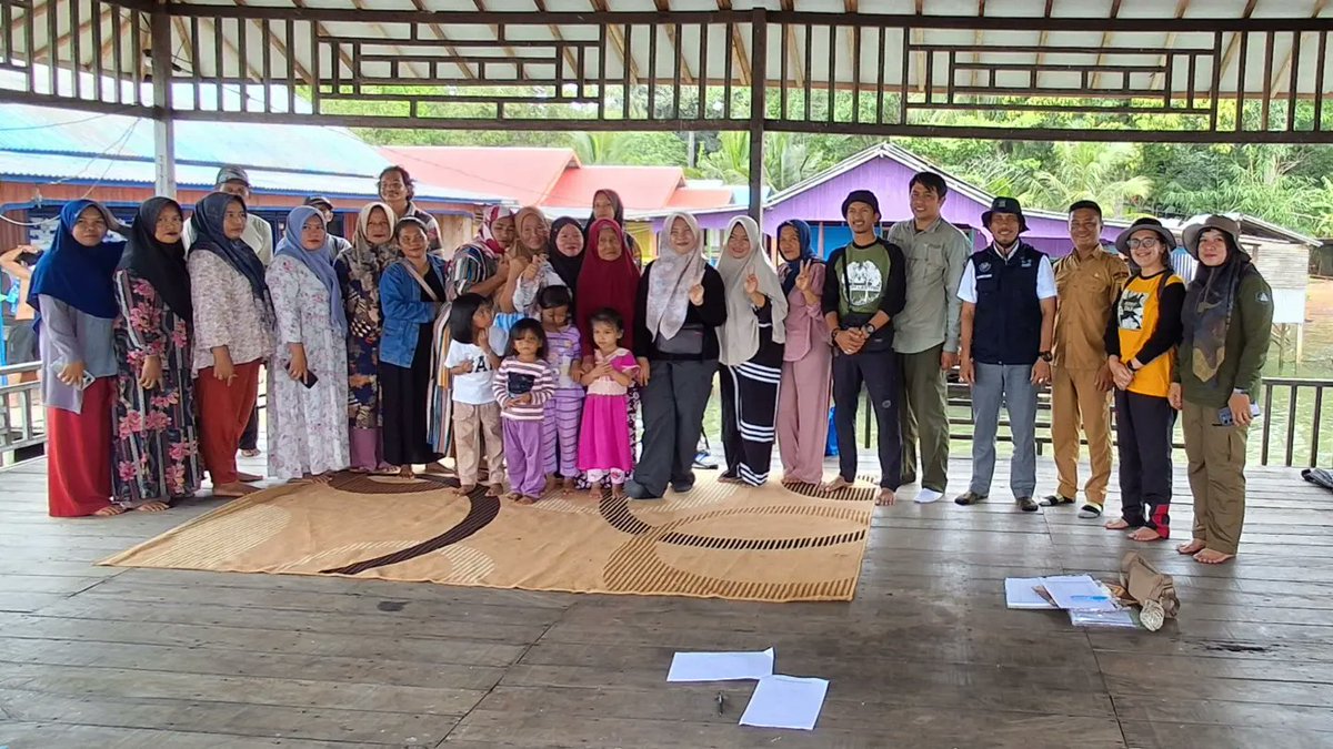 ekoprioraharjo's tweet photo. Selasa (05/03/2024)
Pembinaan di KPM. Usaha Bersama, Pembentukan KPM. Pulau Burung Bersatu, Akses Iptek KUB. Kakap Merah, KUB. Kakap Putih dan KUB. Kerapu Bintik Ds Pulau Panjang
#GiatLuhkanSatminkalBWI 
#luhlapor 
#TanahBumbu 
@bppsdm_bp3bwi
@puslatluhkp 
@bppsdm_kp https://t.co/JBuSd4xZsG