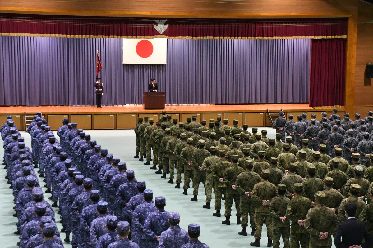 jmsdf_5aw's tweet image. 2月17日に、防衛大臣の視察を受けました。
#沖縄 #那覇 #海上 #自衛隊 #海自 #5空群 #基地 #航空 #哨戒機 #P3C #防衛大臣 #防衛 #大臣 #視察