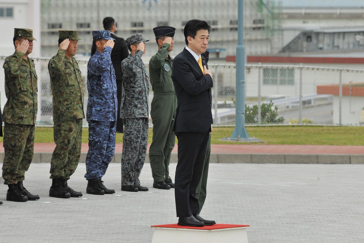 jmsdf_5aw's tweet image. 2月17日に、防衛大臣の視察を受けました。
#沖縄 #那覇 #海上 #自衛隊 #海自 #5空群 #基地 #航空 #哨戒機 #P3C #防衛大臣 #防衛 #大臣 #視察