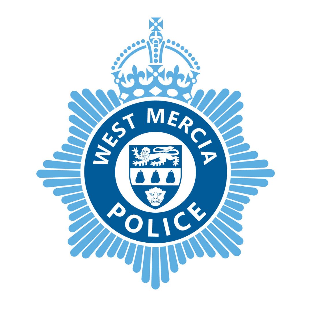 KMinsterCops's tweet photo. #OpForefront | Our Safer Neighbourhood Team’s will be hosting the following surgeries later this afternoon:
🌟 Tesco, Castle Road, Kidderminster
🌟 Tesco, Stourport
🌟 St Georges Hall, Bewdley
🌟 Avon Road, Rifle Range (outside the shops)
🌟 Horsefair (opposite Nisa) https://t.co/nMeQs6zEa7