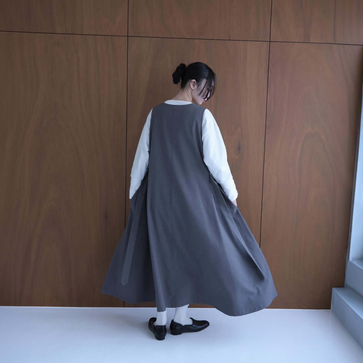 foufou Vネックジャンパースカート