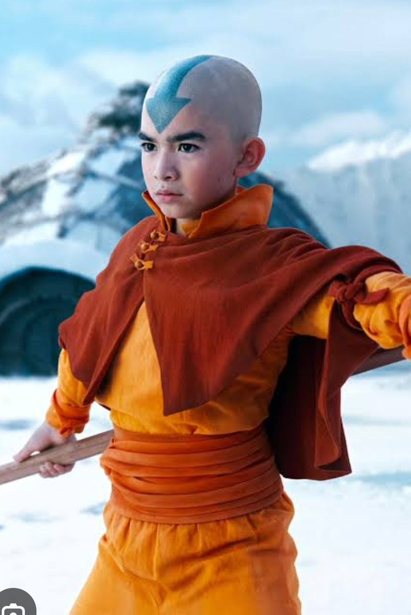 pinklife128's tweet photo. When you are fond of this movie : The Last Airbender and that kid was too adorable.. - A Filipino Canadian Actor .. and you're fond of all types of bending but bending your back is not one of them ππ€£ #lowbackpain #nobending #thelastairbender https://t.co/05OuJTrZZ2