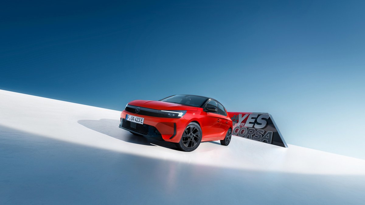 StellantisFR's tweet image. #YesofCorsa : le best-seller d’@Opel dévoile une nouvelle édition au look dynamique. Rafraichissante, amusante et parfaitement à l’aise en toute circonstance, la Corsa #YES est disponible à la commande en France en version 100% #Électrique. media.stellantis.com/fr-fr/opel/pre…