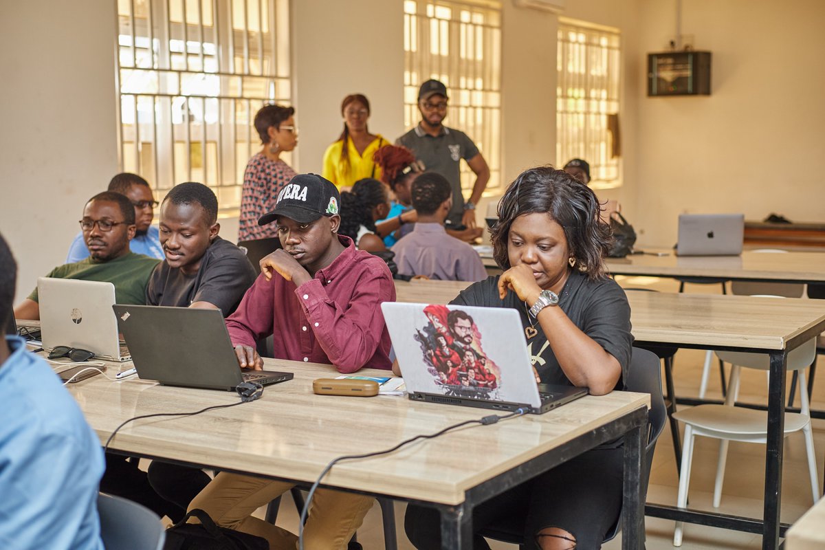 CoLab_kd's tweet image. 📸 Highlights from our Open Source & Bokeh Workshop at CoLab Innovation Hub!
A weekend filled with learning, coding, and collaboration.
Thanks to everyone who joined us and made it a success. Together, we're pushing the boundaries of data visualization! and Open Source.