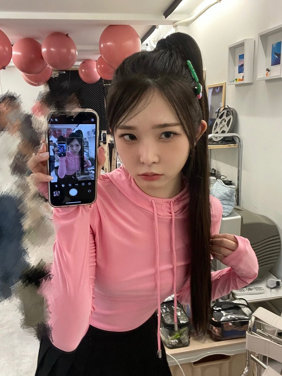 ちょっと待って🤚この撮り方の写真公開するの初めてじゃない，，？？？ミチゲル