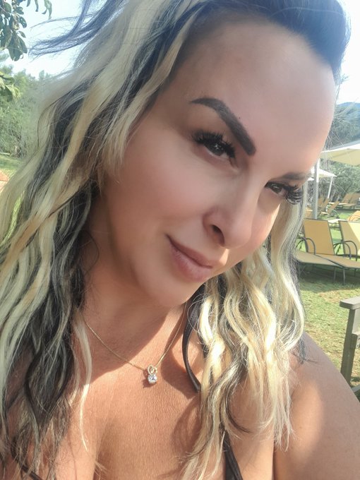 On holiday with my littles https://t.co/JhlYy2ZSnT