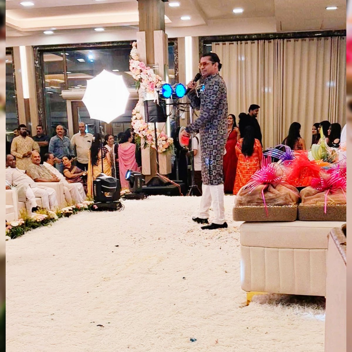 shaykhshadab's tweet image. Best Wedding Emcee Corporate Anchor Shadab Shaikh Games

#gamehost #anchorshadabshaikh #masterofceremony #emcee #anchor  #compere #weddinghost #EventAnchor #corporateemcee #mc #presenter #vj #host #birthdayparty #eventplanners #partyhost #showstopper #standupcomedian #funny #love