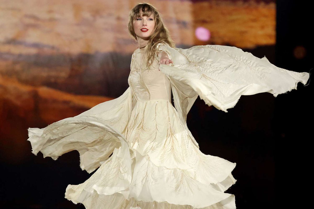 Taylor Swift'e 569 milyon TL ödendi! Asya karıştı! gazeteyaziyor.com.tr/taylor-swifte-… 
#TaylorSwift #Singapur #GüneydoğuAsya #Tayland #Filipinler