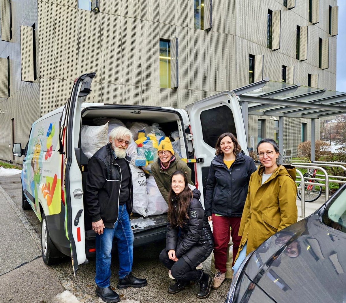 ISTAustria (@istaustria) on Twitter photo To decrease the #EcologicalFootprint of experimental research, our Sustainability Group came up with a more sustainable solution: Since 2021, scientists have collected more than 1.3 tons of plastic waste, giving a 2nd life to #PlasticLabWaste. <a href="/CanigovaNikola/">Nikola Canigova</a> <a href="/ISTAsustainable/">ISTA Sustainability Group</a> To decrease the #EcologicalFootprint of experimental research, our Sustainability Group came up with a more sustainable solution: Since 2021, scientists have collected more than 1.3 tons of plastic waste, giving a 2nd life to #PlasticLabWaste. <a href="/CanigovaNikola/">Nikola Canigova</a> <a href="/ISTAsustainable/">ISTA Sustainability Group</a>