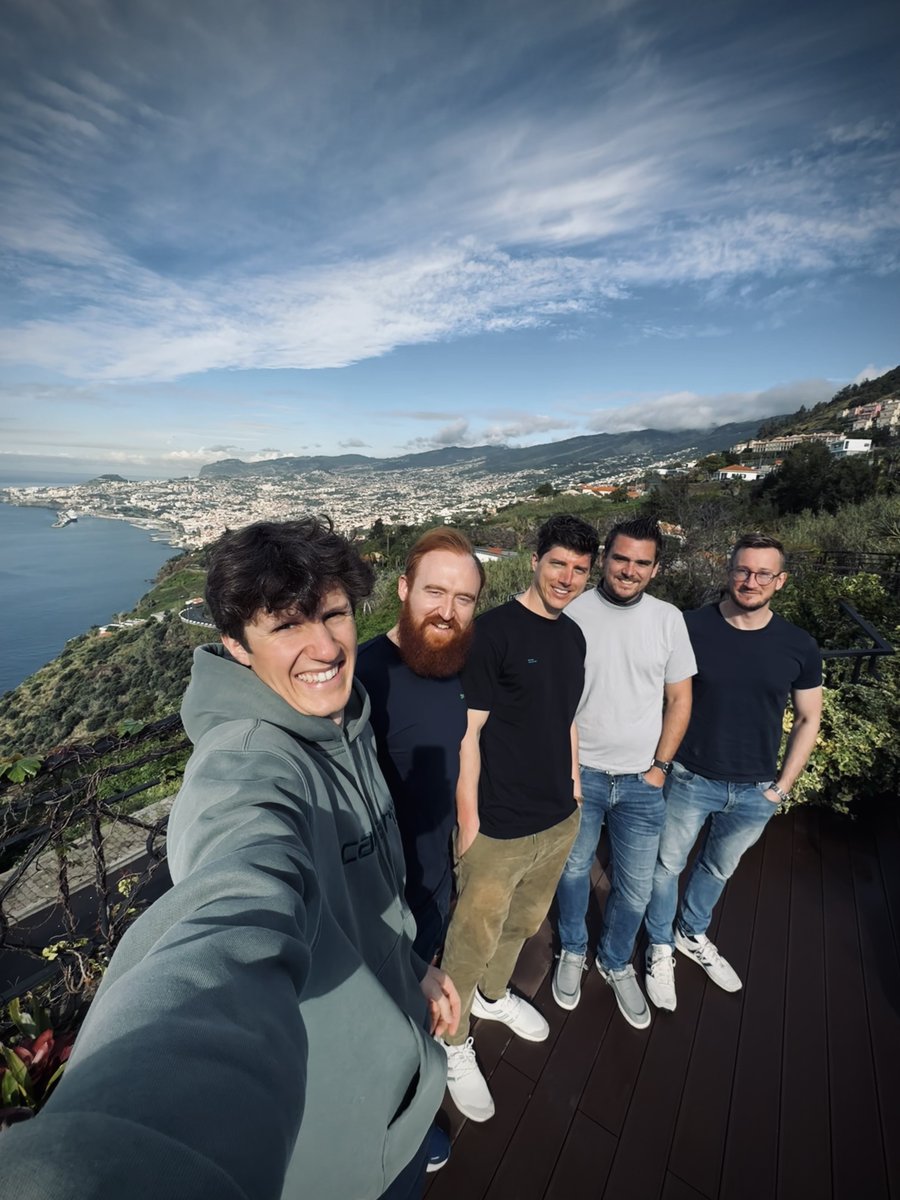 Currently boarding our plane back home from #Madeira. The last five days at <a href="/BitcoinAtlantis/">Bitcoin Atlantis</a>  were a blast. The interest in our products blew us away and our booth was probably the most visited at the conference. Thank you 🙏
#21energy #Bitcoin