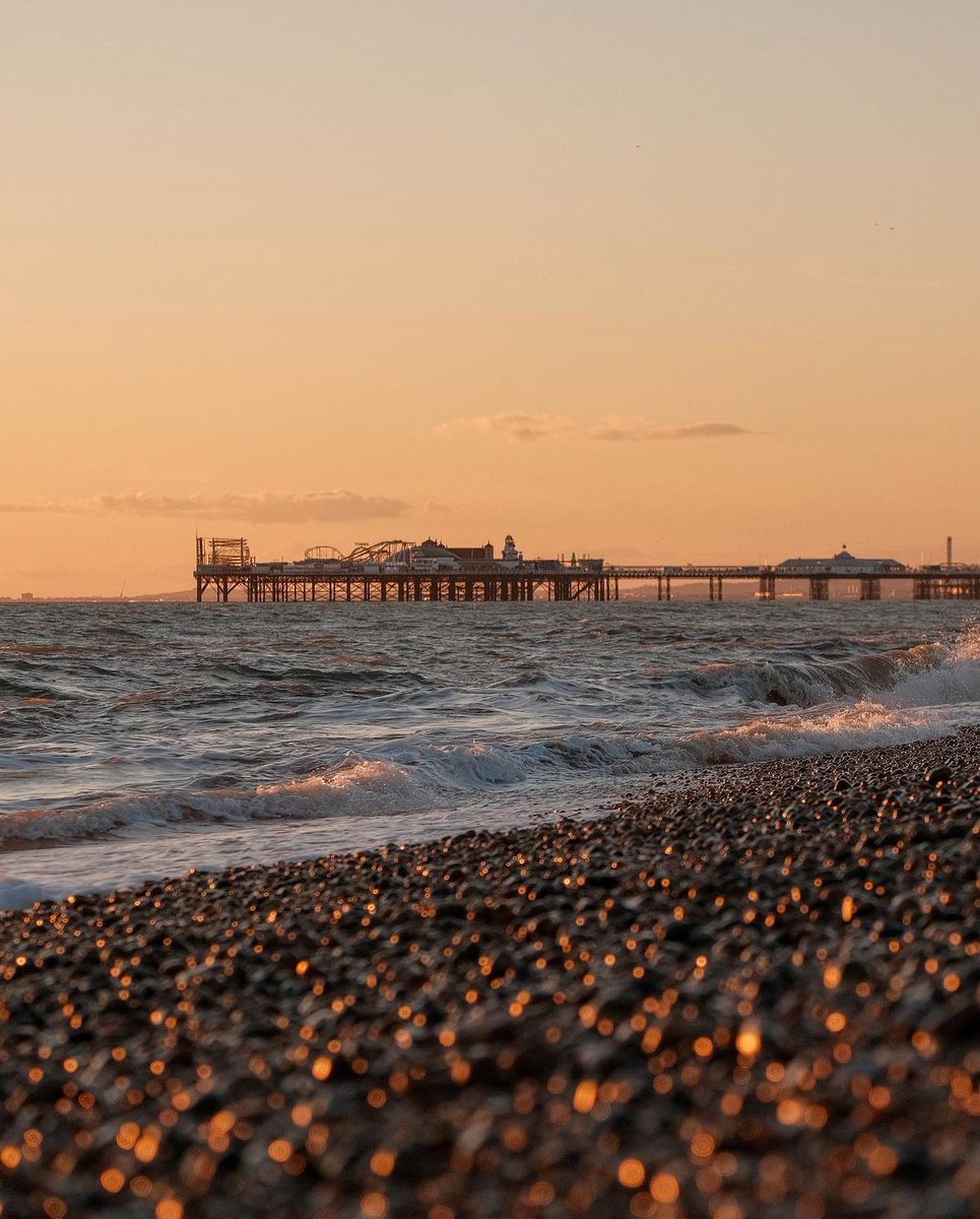 imjustbrighton_'s tweet photo. Brighton Sunsets 🧡🌇 

📸 @Dajchai_ https://t.co/czH7OH5iLj