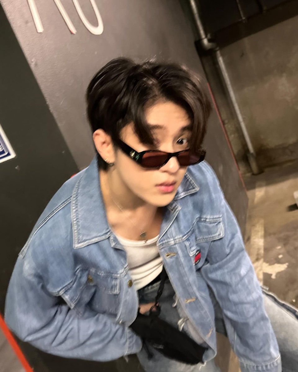 ๐๐จ. tweet media