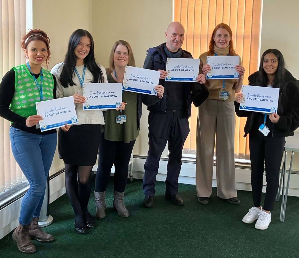 BeyondDementia_'s tweet photo. Two successful Understanding Dementia sessions took place last month in #Semington with @Rethink_ and members of #salisbury community at #ScotsLane club. It's fantastic to see so many joining up! @dowse_helen @HarnhamNetwork @carerswiltshire @OneChippenham https://t.co/clmrYspaDQ