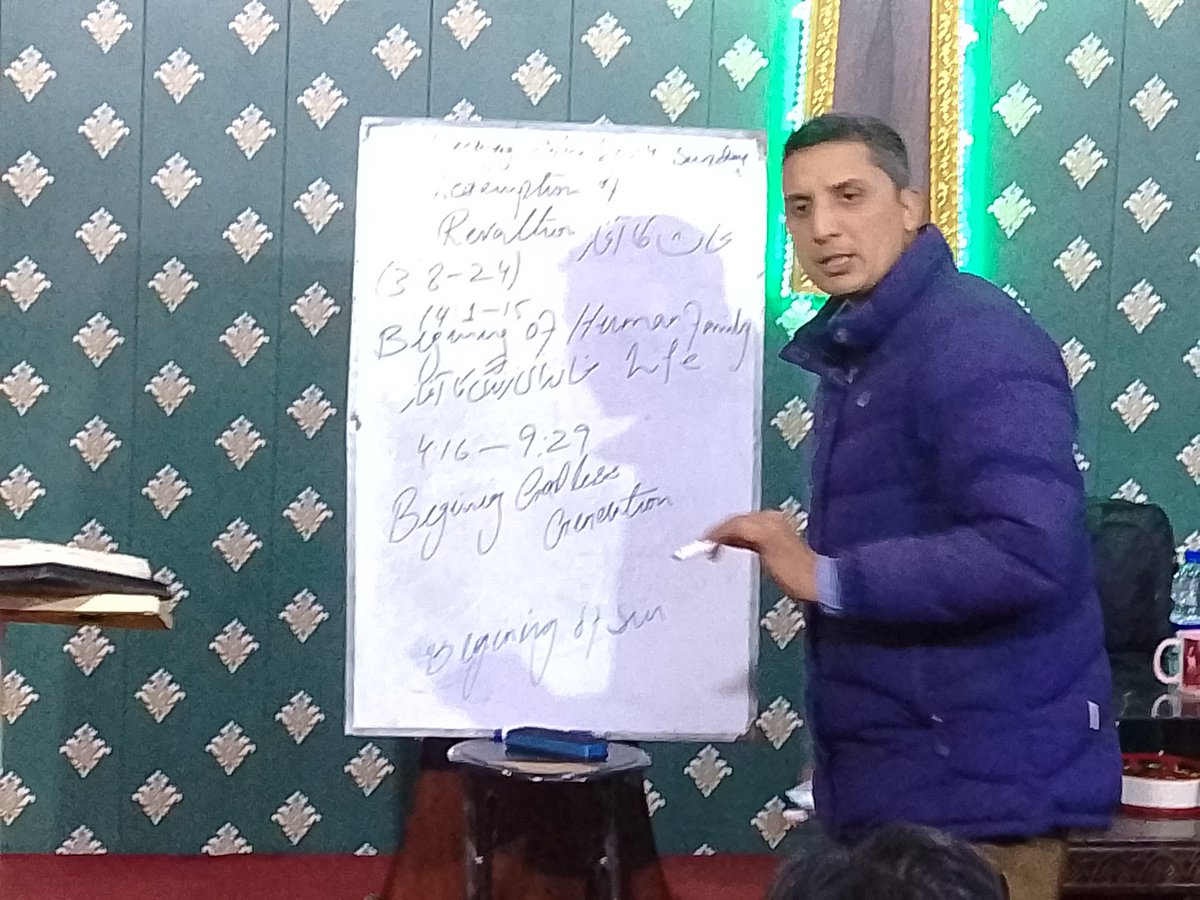 hanookarif's tweet photo. Understanding The Bible Program Iqbal town Islamabad class. 
 requesting your prayers n support. 
We want to expand this program to whole Pakistan. https://t.co/vMABQ5tA14