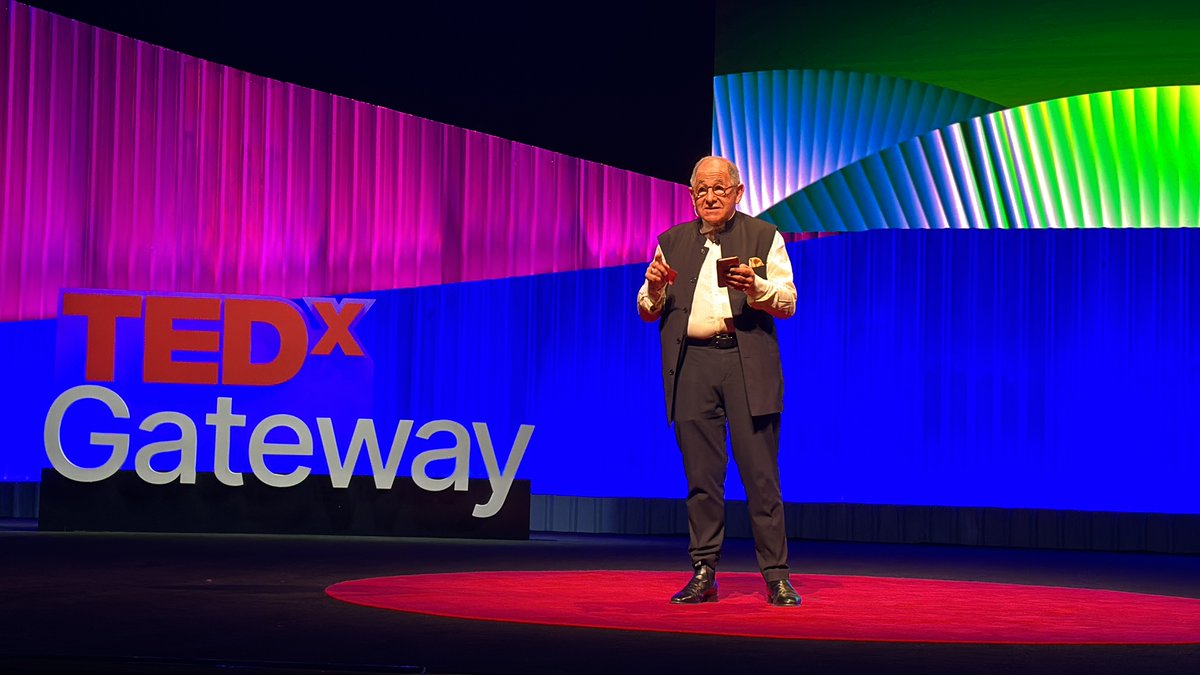 Innovator, global trailblazer, and TEDxGateway advisor Ralph Simon took the stage to share the most important and wholesome message with the audience - “Don’t worry, be happy!” @ralphsimon1 #TEDxGateway2024