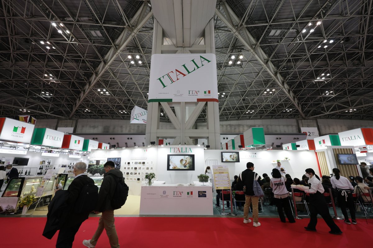 #Tokyo @FrancescoLollo1 Ministro @SocialMasaf @gigio_benedetti Ambasciatore @ItalyinJPN @matteozoppas Presidente @ITAtradeagency @BrunoGianpaolo Direttore @ITATokyo_ visitano Padiglione #Italia @ #FoodexJapan2024 🇮🇹👉ice-tokyo.or.jp/foodexjapan202… #MadeinItaly #italiantaste #food #wine