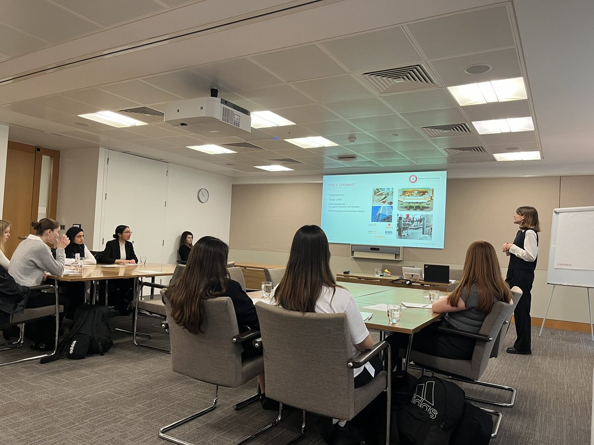 Some of our Y10 girls are extremely fortunate to be spending the morning at Linklaters as part of the <a href="/LMAppeal/">Lord Mayor's Appeal</a>’s #WeCanBe event. <a href="/AcademyTrust/">Academy Transformation Trust</a> #transforminglives