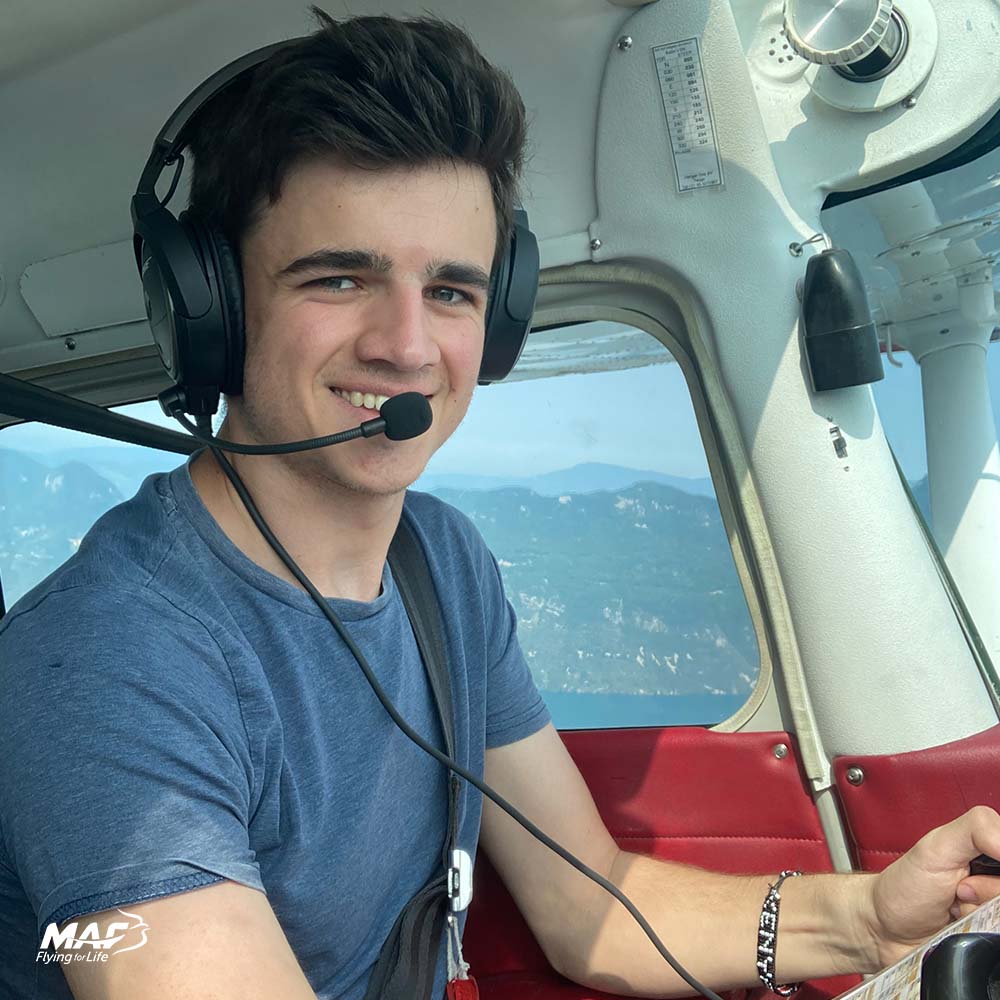 Next week, #MAF #pilot James Gullett will do a hostile environment course before going to @maf_arnhemland . At #MAF safety comes first.  Read James’ story: maf-uk.pulse.ly/8fqs54zbue
Listen to his interview on the #FlyingForLifePodcast (ep 6):maf-uk.pulse.ly/c0astkdyqg  @MAF_Australia