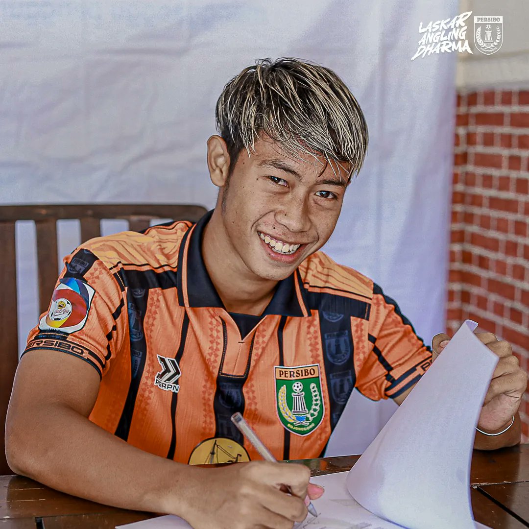 | 𝗪𝗲𝗹𝗰𝗼𝗺𝗲, 𝗙𝗮𝗷𝗮𝗿 𝗠𝘂𝗯𝗮𝗿𝗼𝗾𝗶! 🐉

Amunisi baru telah hadir, sugeng rawuh Fajar mubaroqi. Pemain berposisi gelandang yang dimusim ini sempat memperkuat Persipro ini resmi memperkuat Persibo untuk putaran Liga. 3 Nasional.

🟠🟠

#Persibo #persibobojonegoro #COAD