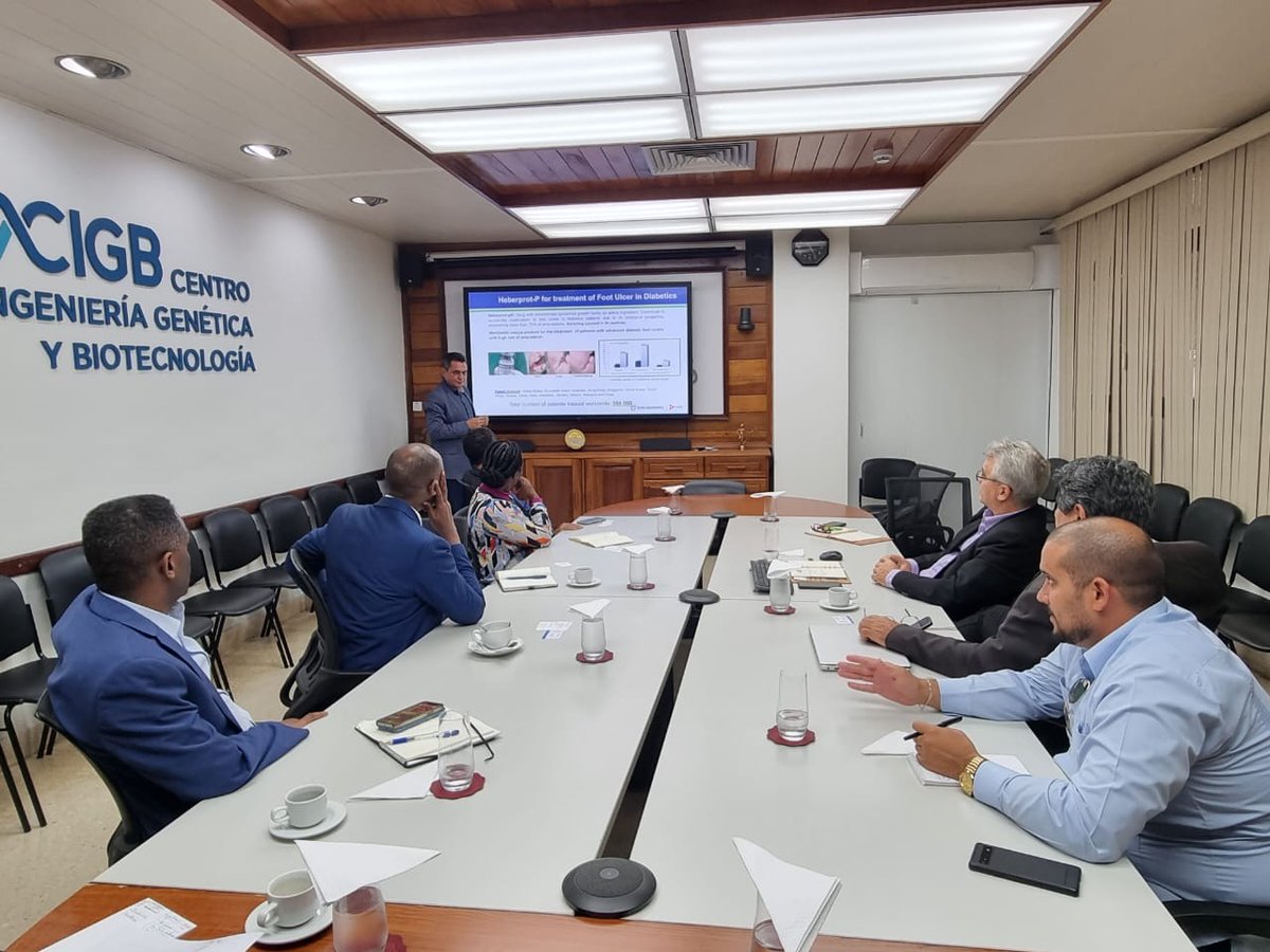 Our incoming CEO @hygetahun joined the mission of @RwandaHealth and @MINSAPCuba to forge collaboration between the two countries on key priorities. Thank you to @SalvadorValdesM @nsanzimanasabin and @japortalmiranda for your support to the mission of @HeDPAC_health. #Cuba's…
