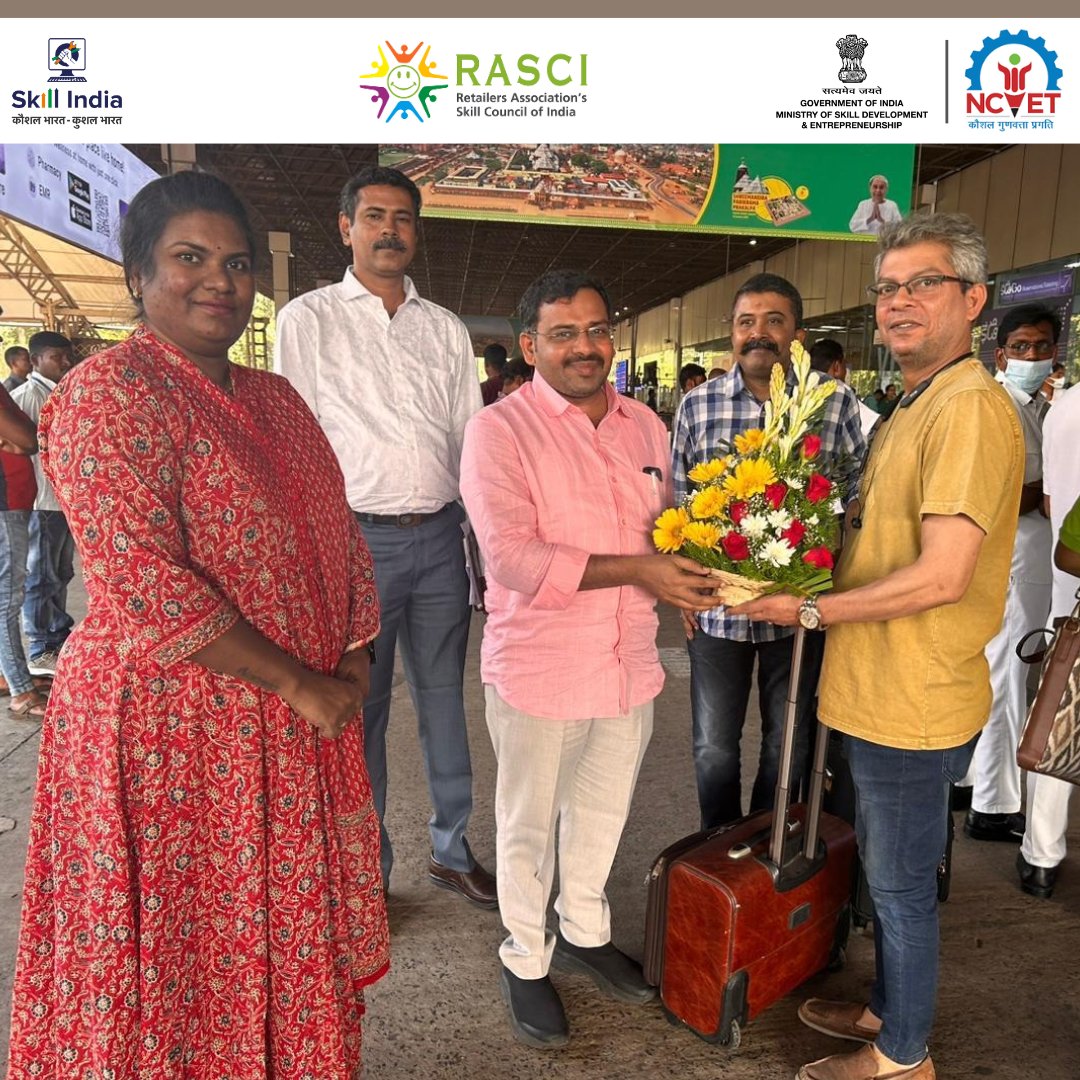 A huge shoutout to the APSSDC team for such a warm welcome to Vizag for the Launch of Cascading Skills Paradigm - Bhavitha! 🌟 

Truly grateful for the hospitality that made us feel right at home.🏠

#WarmWelcome #Vizag #Retail #Retailskilling #APSSDC #Skilldevelopment