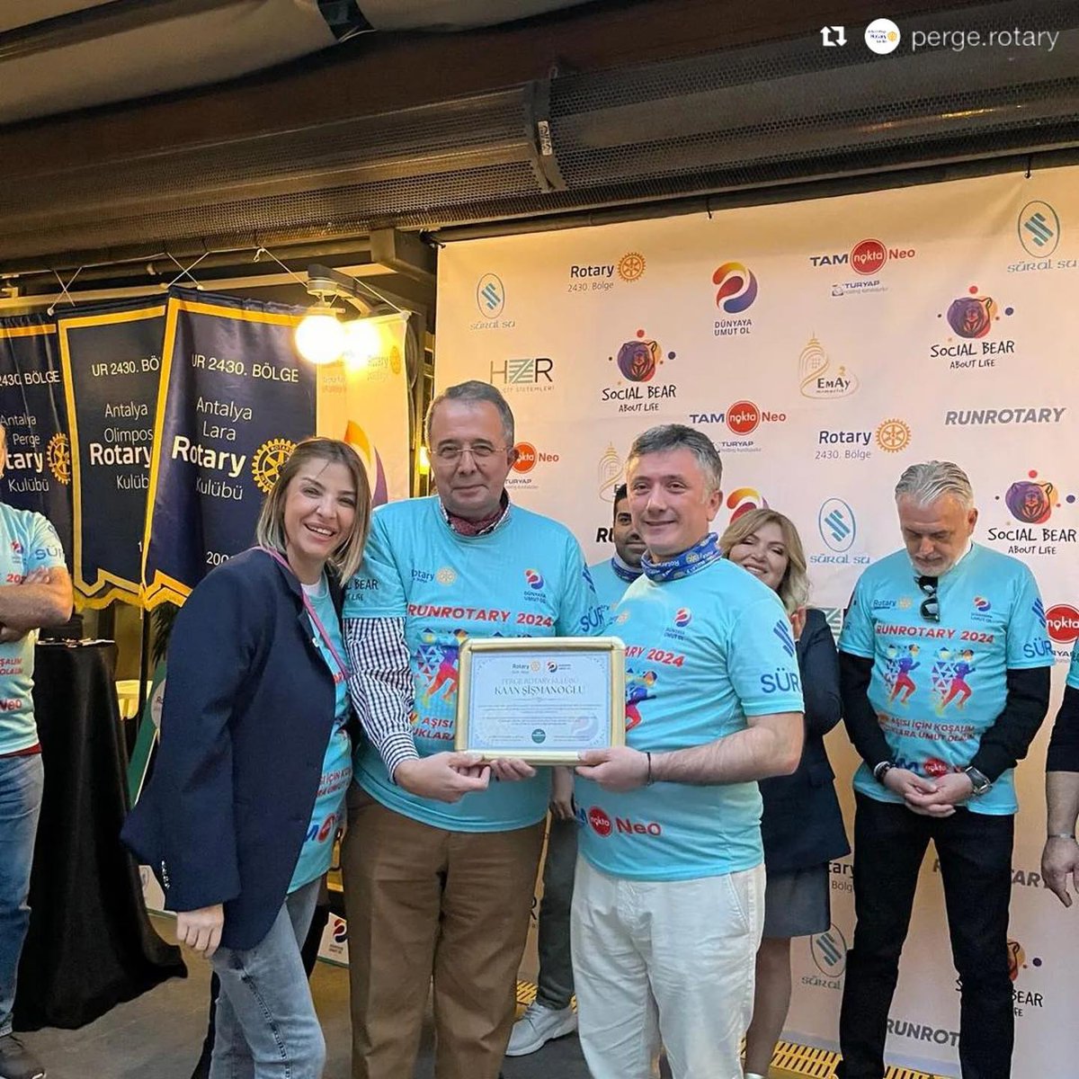 #pergerotary @Runrotarycom 
Türkiye Rotary’si Runtalya 2024 de
UR 2430. Bölge Projesi olan RUNROTARY204 de yine iyilik için koştu.onlarca koşucumuz, binlerce bağışçımız ile milyonlar topladı. runrotary destekçilerimiz 700+ çocuğumuza ücretsiz HPV Aşısı desteği sağladı. @Rotary