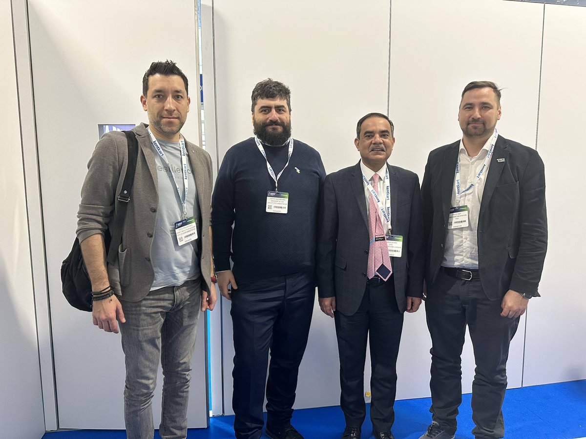 Had an inspiring start to #TransportTicketingGlobal2024 with a chat between Shashi Verma of @TfL & @KyivDigital @opolovinko 🚇. We explored enhancing #CustomerExperience & learned from London’s expertise in #CostManagement & #cybersecurity. Excited for what’s next!
#SmartCity