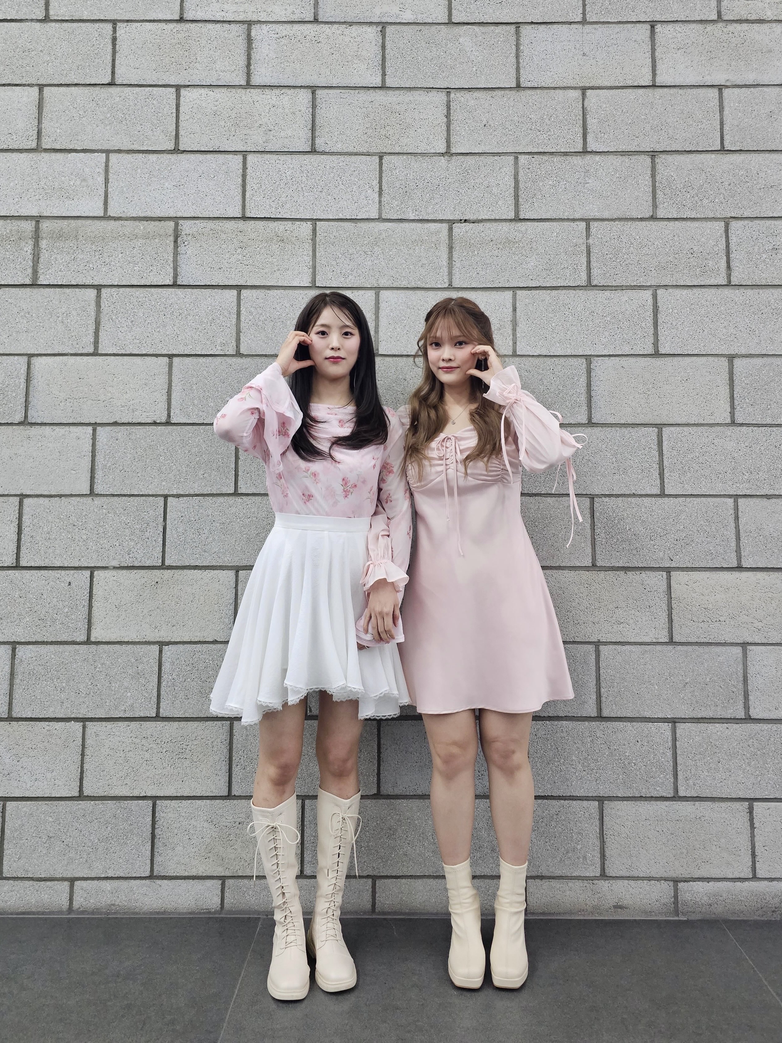 GH5m8TAa8AAvblt?format=jpg&name=4096x4096