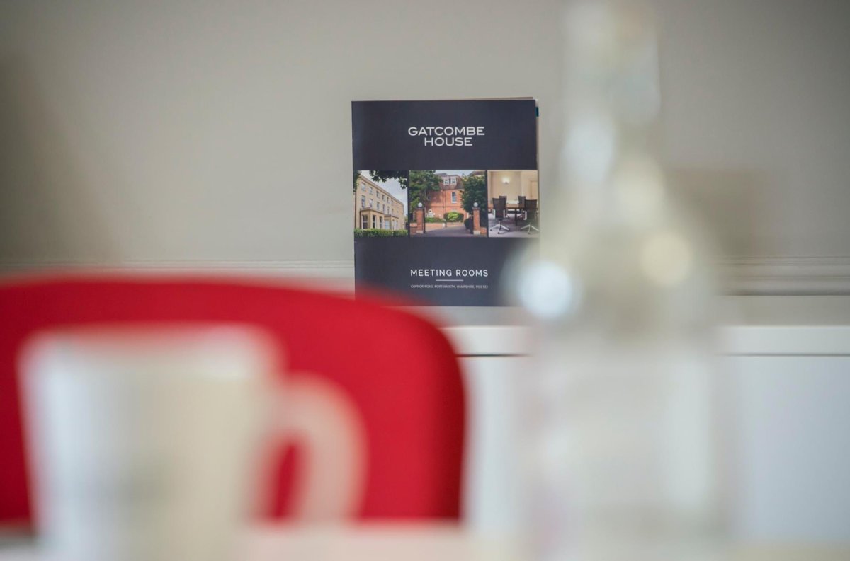 Gatcombe House tweet media