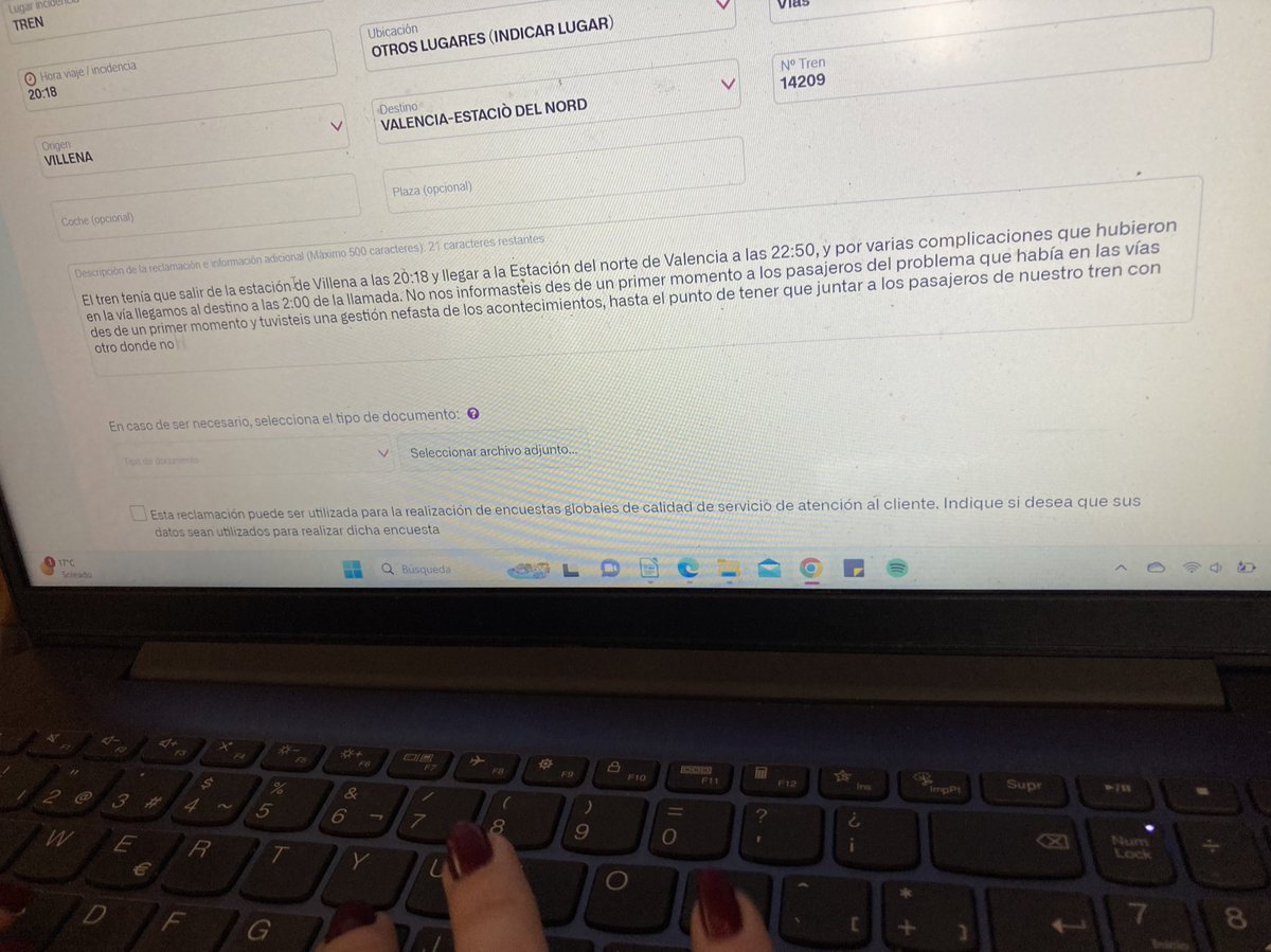 Quien sufrió más: jesucristo o los viajeros de renfe que tienen que poner reclamaciones?