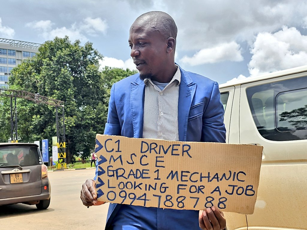 malatamathews's tweet photo. Need a driver - mechanic?

All he needs is a Job. Help a brother by contacting him if you need one or share the post.

Spotted around 12pm today Tuesday 5th March, 2024 near BICC traffic lights in Lilongwe.

One ❤️ 

#MrGreen 
@PempheroMphande Mphande 
@onjezani https://t.co/n4IbdN2Snx