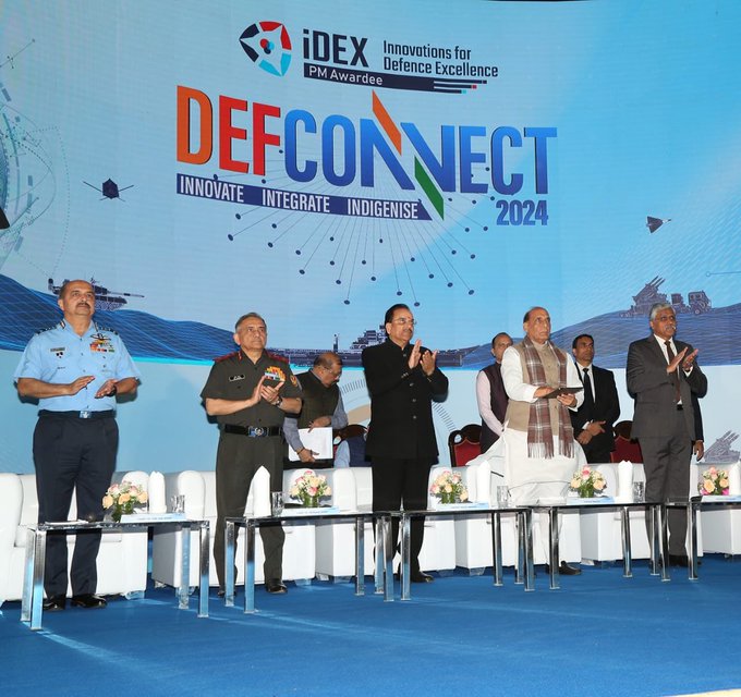 ValourWing96235's tweet photo. 1⃣/2⃣A total of five challenges pertaining to #IAF were launched yesterday under the 'Acing Development of Innovative Technologies with iDEX' (ADITI) scheme during #DefConnect 24 in New Delhi yesterday. https://t.co/X0Sq07FxP1