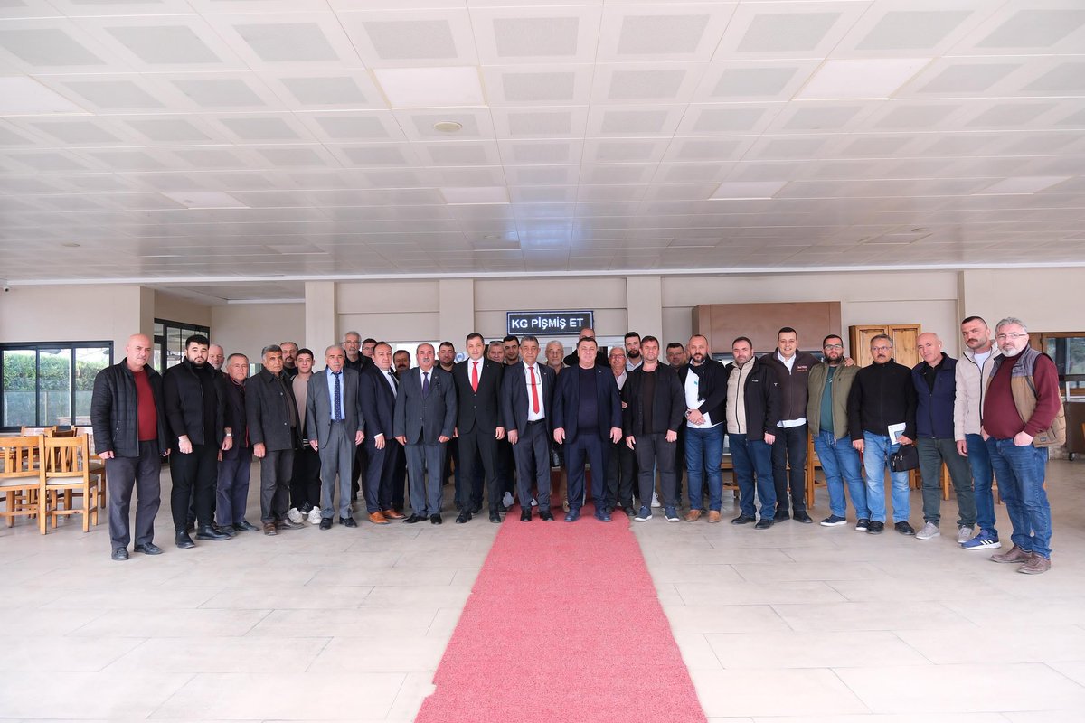 umitsezer26's tweet photo. Odunpazarı Belediye Başkan Adayımız @ozkanalpbaskan ile Okul ve iş yeri servis esnafımızla bir araya geldik. 

Bu güzel buluşma için esnaflarımıza teşekkür ediyorum.

#GerçekBelediyecilik İçin,Emin Adımlarla Yola Devam Ediyoruz. https://t.co/z4gZkyYnhk
