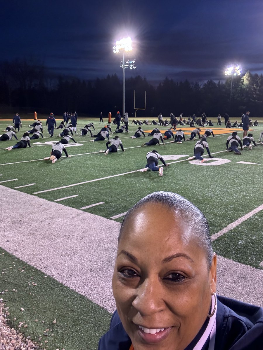 Not sure what y’all are doing at 6 am BUT FOR ME! I’m at football practice! We Are Talking About Practice! Let’s Go Orange! 😤🍊