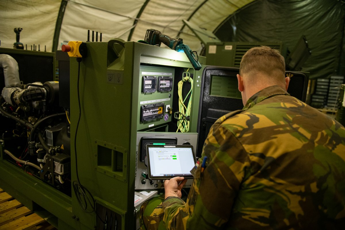 #LOLE24 has started! We can rely on our mechanics🛠️ for support during the exercise. Due to their hard work, 1GNC is able to maintain and prolong operations and missions. Whenever needed, wherever needed, German-Netherlands Corps is ready to defend our values and ensure peace.